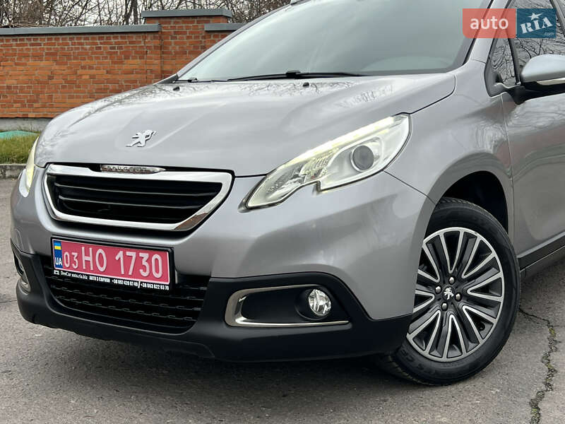 Внедорожник / Кроссовер Peugeot 2008 2015 в Дрогобыче