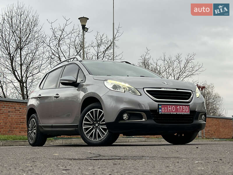 Внедорожник / Кроссовер Peugeot 2008 2015 в Дрогобыче