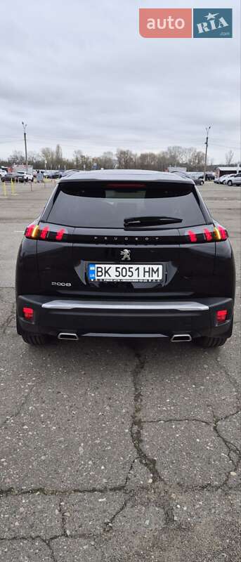 Внедорожник / Кроссовер Peugeot 2008 2021 в Киеве
