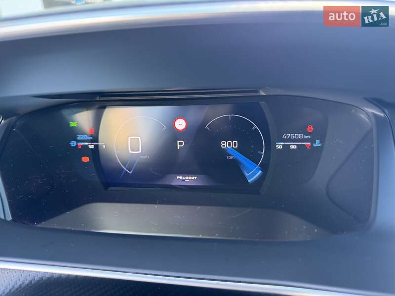 Внедорожник / Кроссовер Peugeot 2008 2023 в Киеве