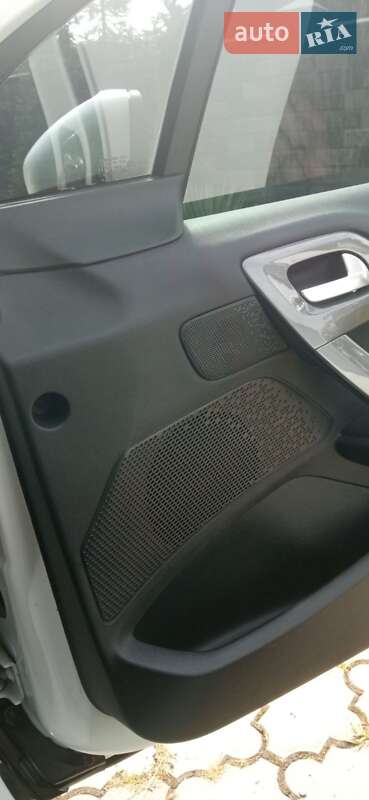 Внедорожник / Кроссовер Peugeot 2008 2017 в Луцке фото 40 Внедорожник / Кроссовер Peugeot 2008 2017 в Луцке