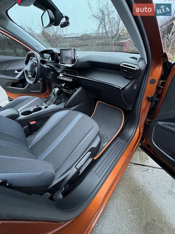 Внедорожник / Кроссовер Peugeot 2008 2020 в Харькове