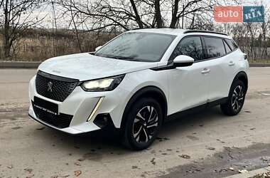Внедорожник / Кроссовер Peugeot 2008 2020 в Киеве