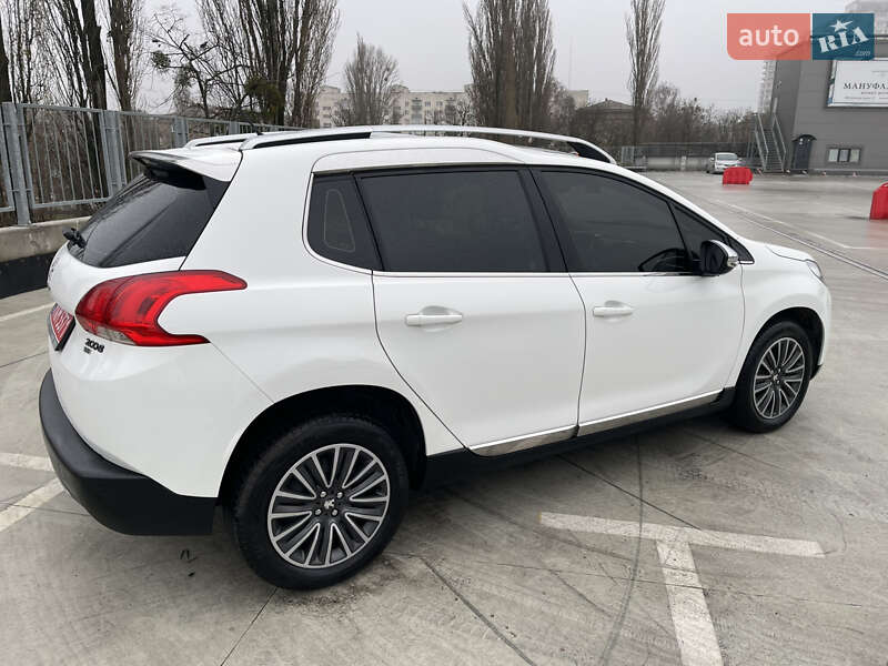 Внедорожник / Кроссовер Peugeot 2008 2015 в Киеве фото 9 Внедорожник / Кроссовер Peugeot 2008 2015 в Киеве