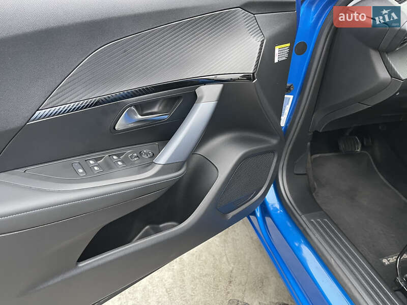 Позашляховик / Кросовер Peugeot 2008 2021 в Києві