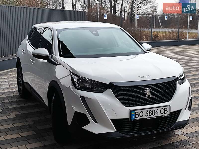 Позашляховик / Кросовер Peugeot 2008 2020 в Львові
