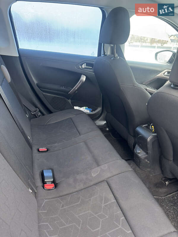 Внедорожник / Кроссовер Peugeot 2008 2014 в Болехове