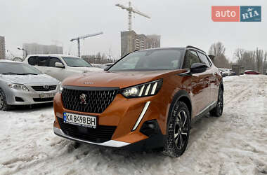 Внедорожник / Кроссовер Peugeot 2008 2020 в Киеве
