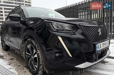Внедорожник / Кроссовер Peugeot 2008 2021 в Киеве
