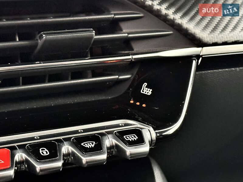 Внедорожник / Кроссовер Peugeot 2008 2021 в Киеве