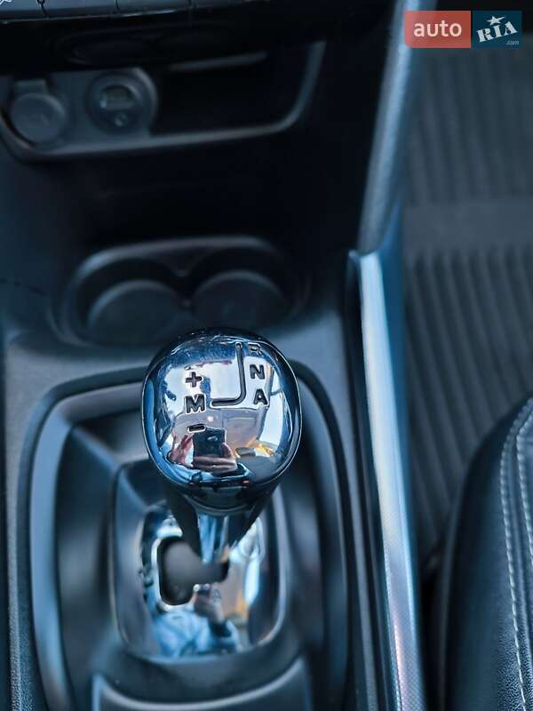 Внедорожник / Кроссовер Peugeot 2008 2014 в Львове