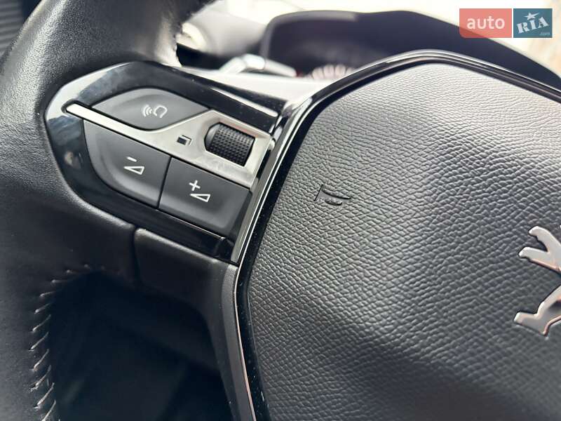 Внедорожник / Кроссовер Peugeot 2008 2021 в Киеве фото 5 Внедорожник / Кроссовер Peugeot 2008 2021 в Киеве