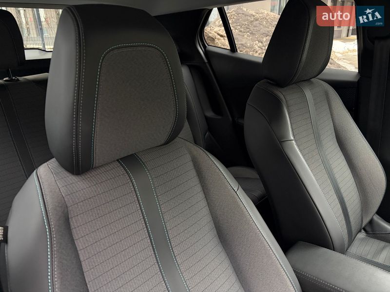 Внедорожник / Кроссовер Peugeot 2008 2021 в Киеве фото 21 Внедорожник / Кроссовер Peugeot 2008 2021 в Киеве