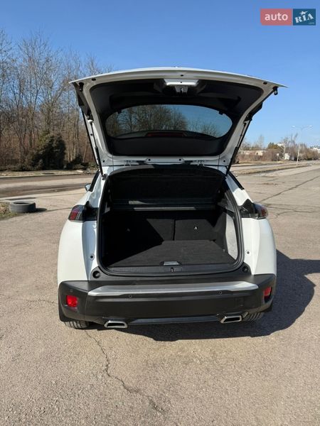 Внедорожник / Кроссовер Peugeot 2008 2020 в Львове