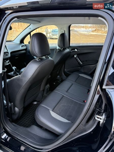 Внедорожник / Кроссовер Peugeot 2008 2017 в Тернополе