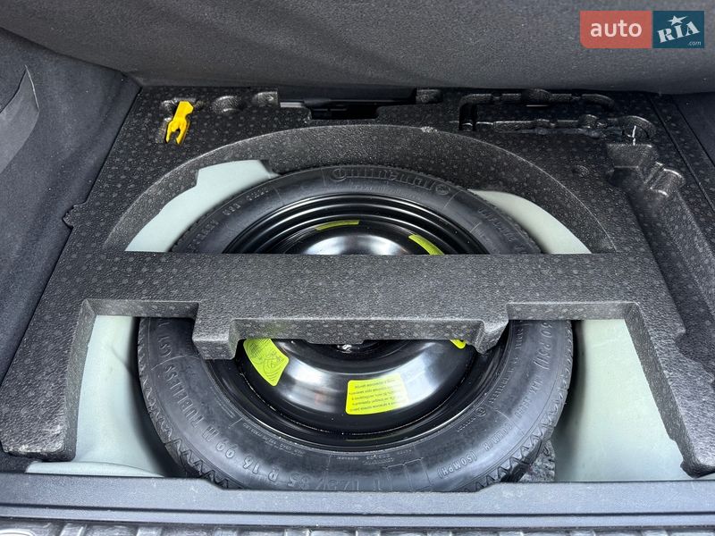 Внедорожник / Кроссовер Peugeot 2008 2017 в Тернополе