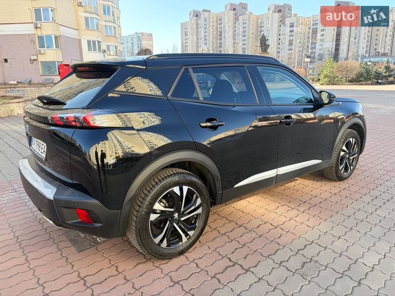 Внедорожник / Кроссовер Peugeot 2008 2021 в Киеве