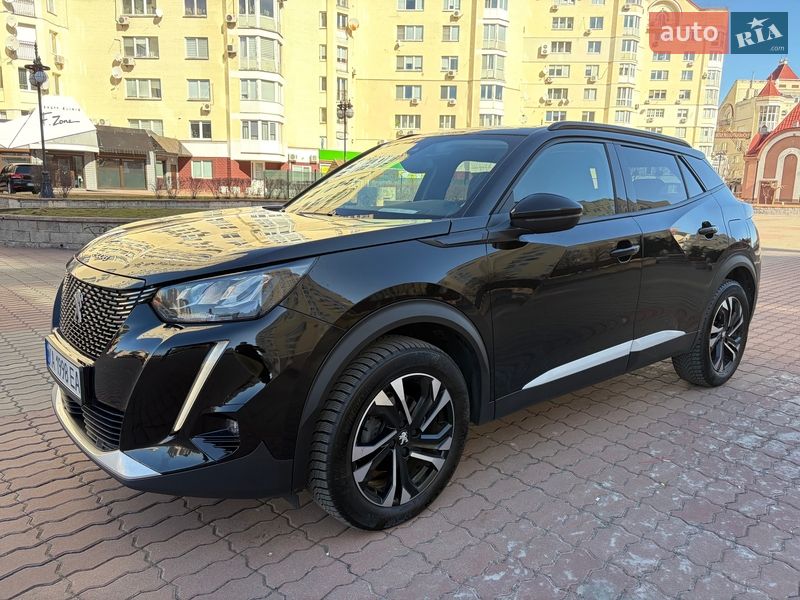 Внедорожник / Кроссовер Peugeot 2008 2021 в Киеве