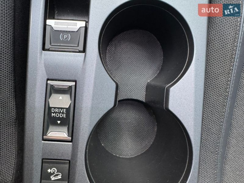 Позашляховик / Кросовер Peugeot 2008 2020 в Києві