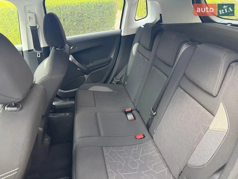 Peugeot 2008 2017 VIN VF3CUHNVTHY086316 фото оголошення 8 з 46