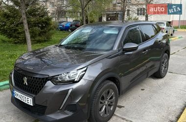 Внедорожник / Кроссовер Peugeot 2008 2020 в Киеве