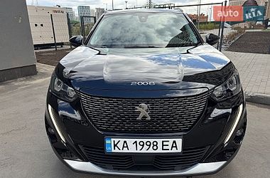 Внедорожник / Кроссовер Peugeot 2008 2021 в Киеве