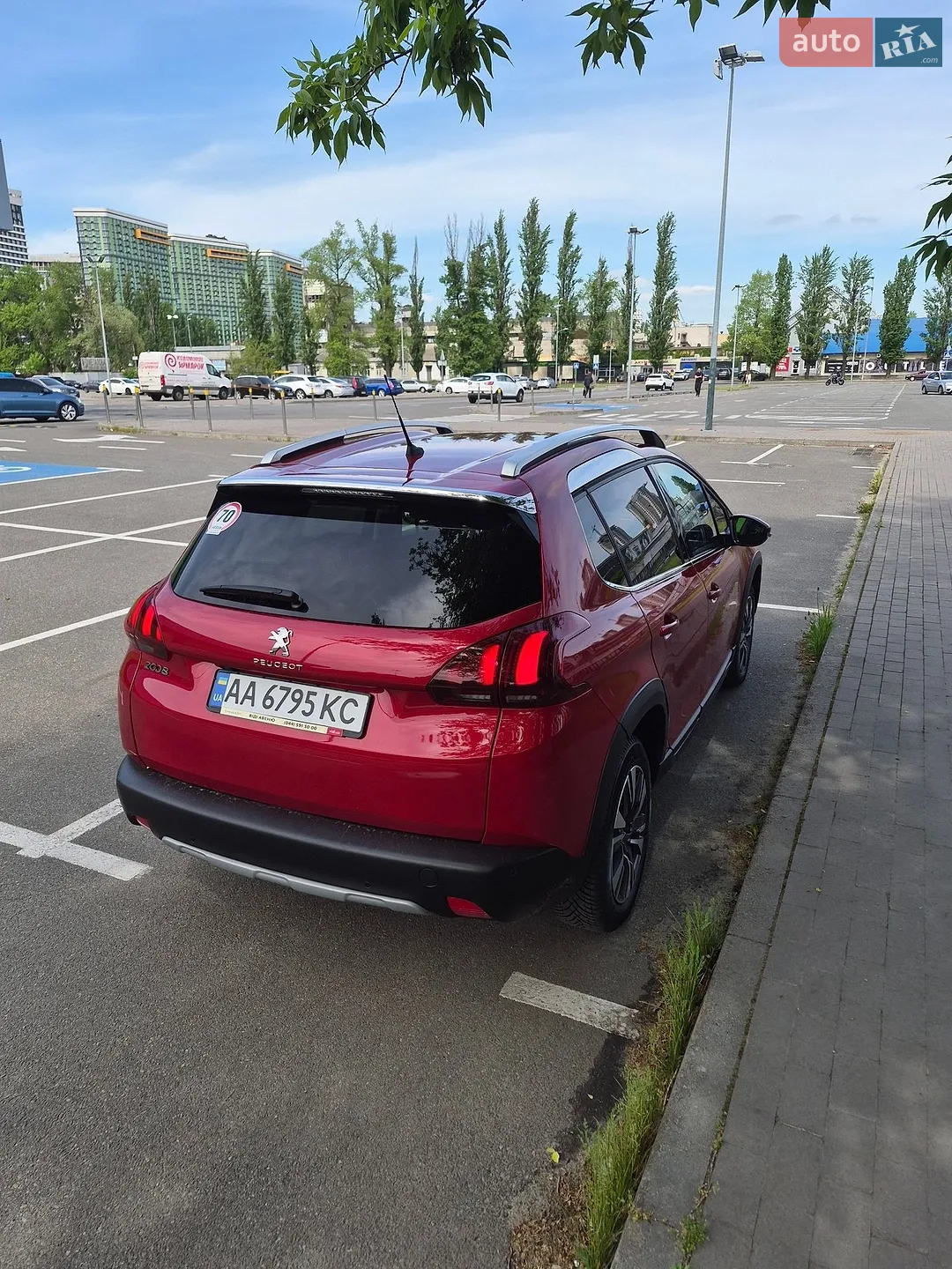 2019 Peugeot 2008 - мініатюра 9