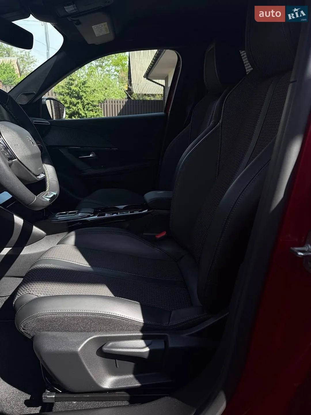Peugeot 2008 2023 VIN VR3UDYHZSPJ638707 фото оголошення 18 з 24