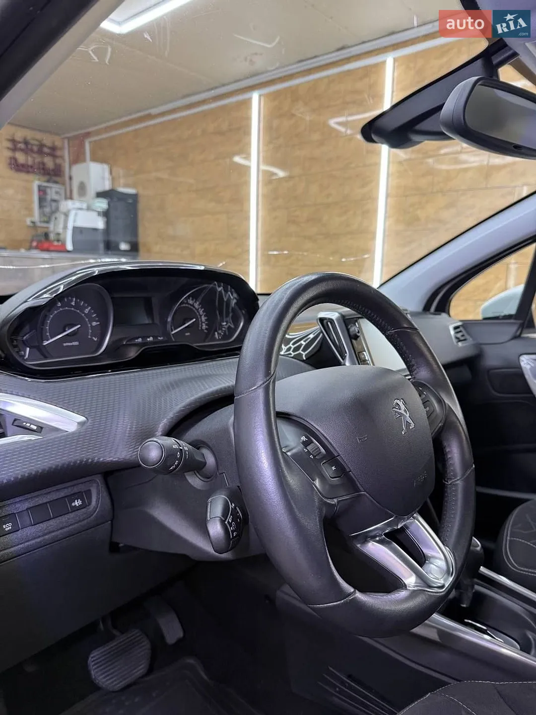 2016 Peugeot 2008 - мініатюра 6