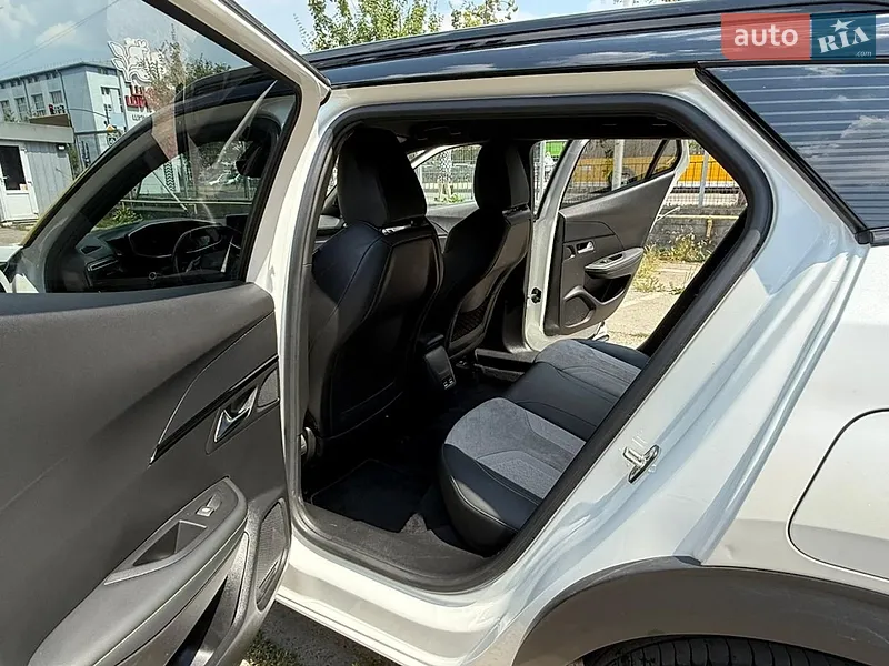 Peugeot 2008 2020 VIN VR3UKZKXZLJ808599 фото оголошення 31 з 65