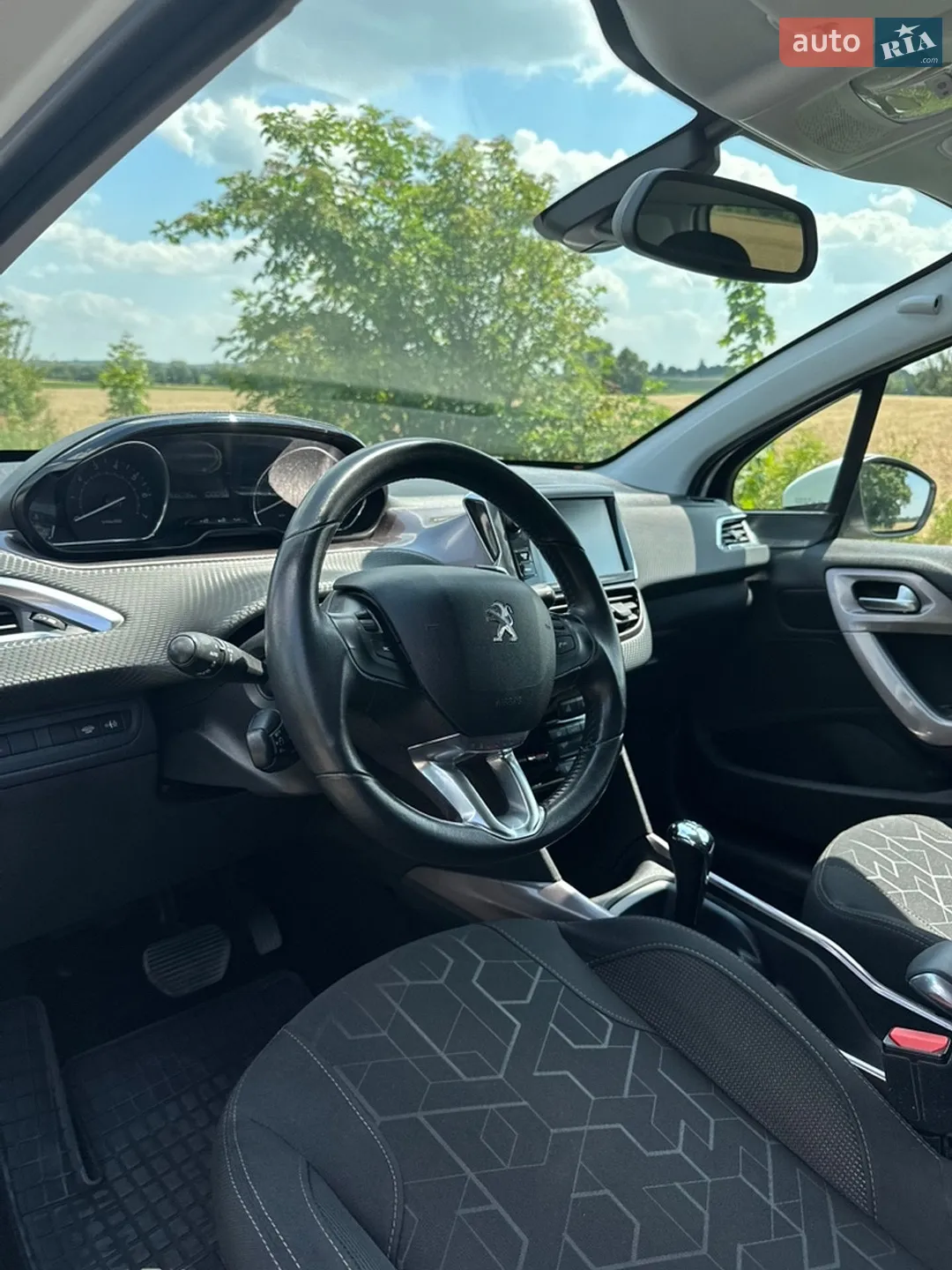 2014 Peugeot 2008 - мініатюра 13