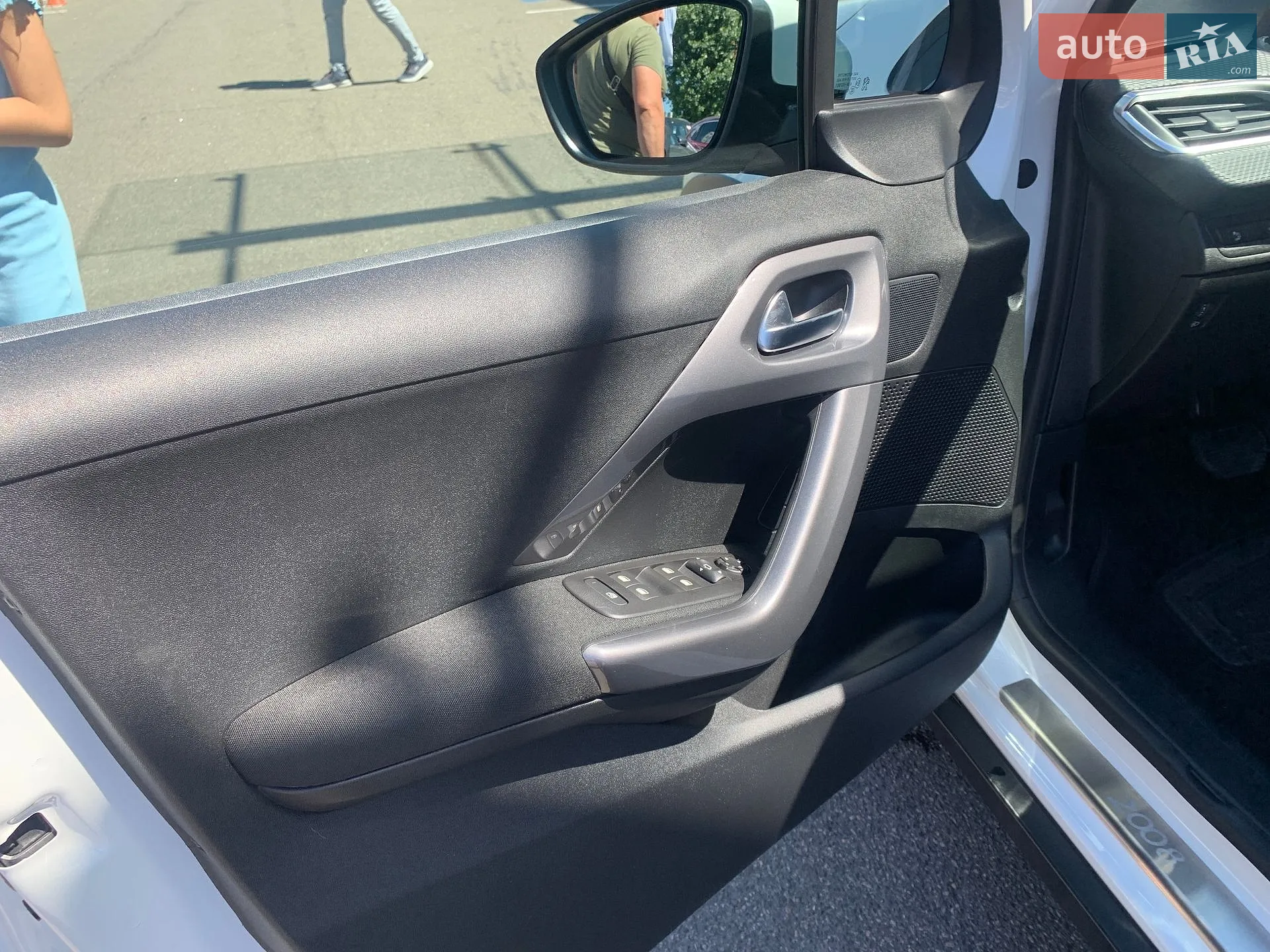 2018 Peugeot 2008 - мініатюра 16