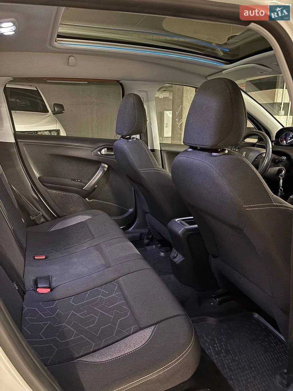 2018 Peugeot 2008 - мініатюра 2