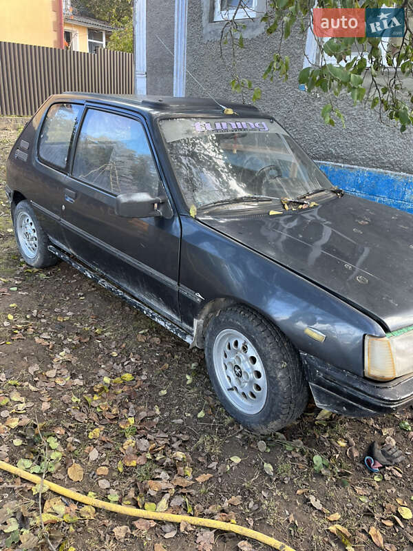 Хетчбек Peugeot 205 1987 в Кам'янець-Подільському