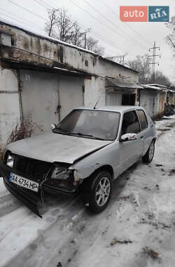 Хетчбек Peugeot 205 1986 в Києві