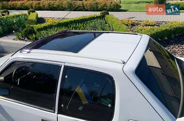Хетчбек Peugeot 205 1988 в 