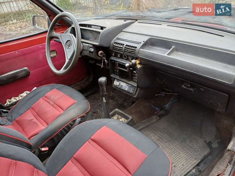 Хэтчбек Peugeot 205 1990 в Днепре