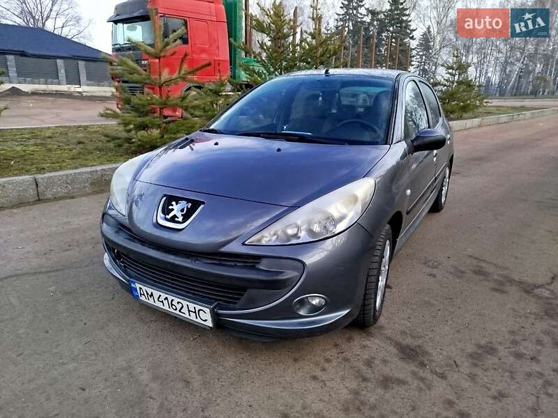 Peugeot 206+ 2010