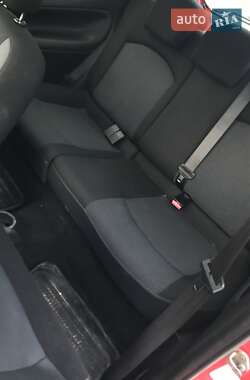 Хетчбек Peugeot 206+ 2009 в 