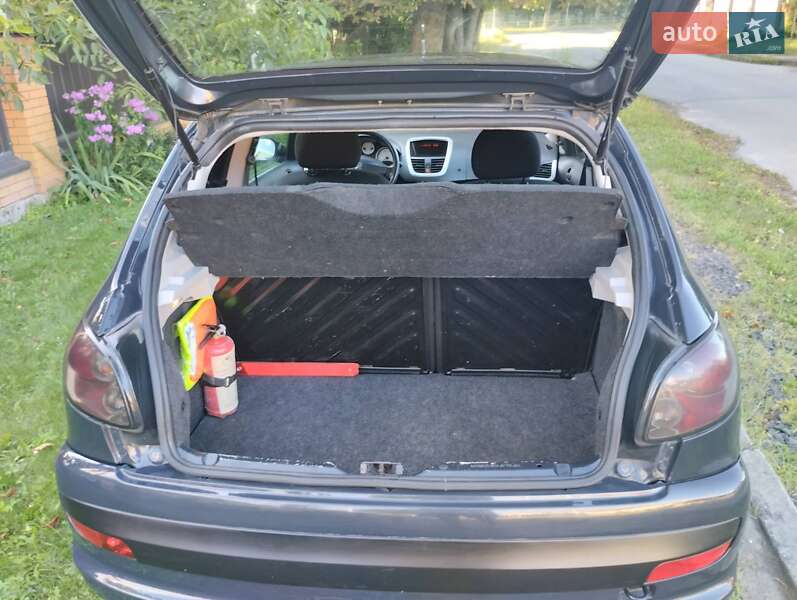 Хэтчбек Peugeot 206 plus 2011 в Луцке фото 9 Хэтчбек Peugeot 206 plus 2011 в Луцке
