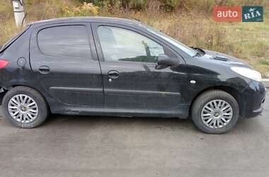 Универсал Peugeot 206 plus 2011 в  фото 2 Универсал Peugeot 206 plus 2011 в