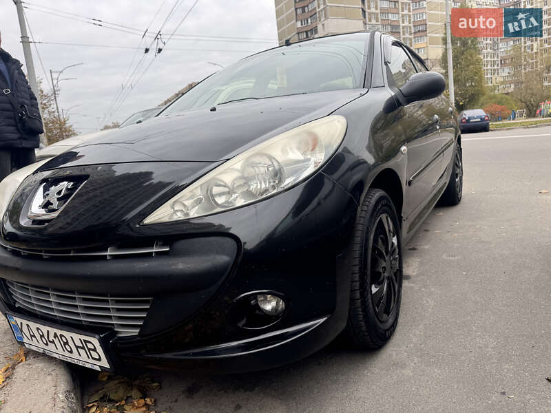 Хэтчбек Peugeot 206 plus 2011 в Киеве фото 5 Хэтчбек Peugeot 206 plus 2011 в Киеве