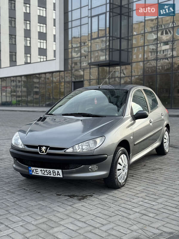 Peugeot 206+ 2007 Peugeot 206+ 2007