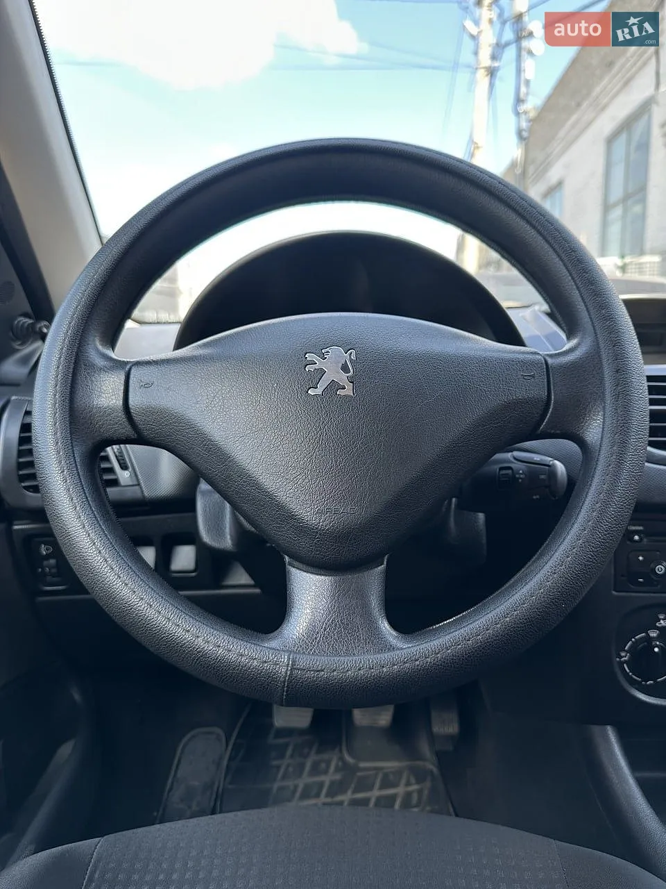 2010 Peugeot 206 - мініатюра 16