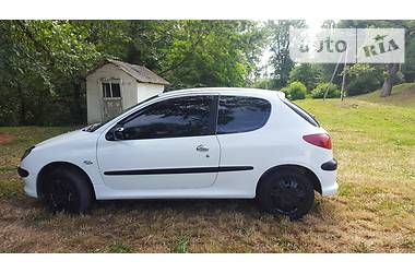 Хэтчбек Peugeot 206 2006 в Виннице