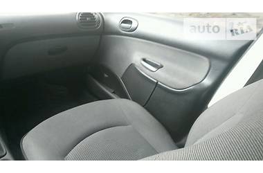 Седан Peugeot 206 2007 в Днепре