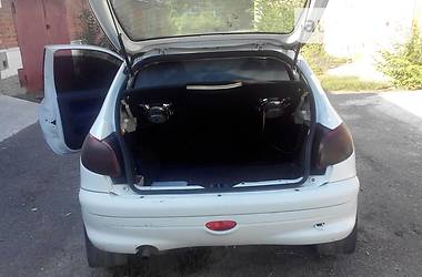 Хэтчбек Peugeot 206 2002 в Белой Церкви