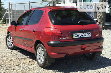 Хэтчбек Peugeot 206 2002 в Черновцах