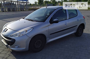 Хэтчбек Peugeot 206 2010 в Львове