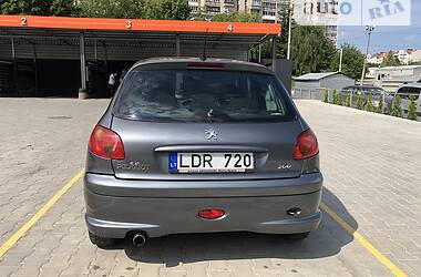 Хэтчбек Peugeot 206 2008 в Тернополе